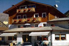 Lainnya Garni Caravasc