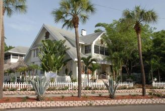 Others 4 Beach Drive Inn