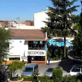 โรงแรมแคมป์ปิ้ง เซียร์รา เนวาดา 1, โรงแรม & ที่พัก Polopos