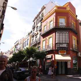 Living Sevilla Apartments Catedral 1, Hotel Alcalá del Río