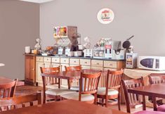 Others 3 Super 8 by Wyndham Sudbury ON