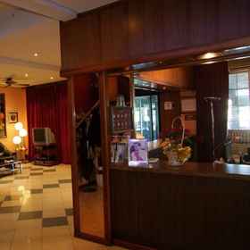 Montearagon . 1, 酒店 托雷拉里韦拉