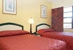 Others 5 Econo Lodge Inn & Suites
