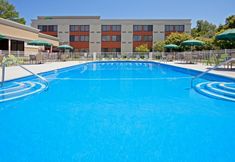 기타 6 Armoni Inn & Suites