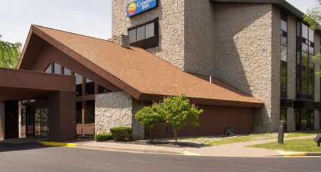 Others 2 Comfort Inn Carrier Circle