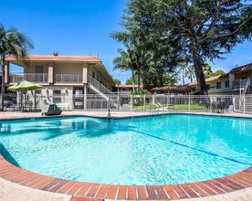 기타 4 Quality Inn & Suites