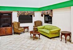 Others 2 Super 8 by Wyndham Baytown / I-10