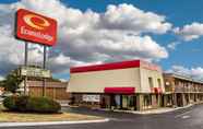 Others 3 Econo Lodge