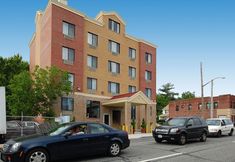 Others 2 Paramount Inn