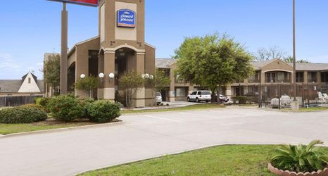 其他 2 Howard Johnson by Wyndham Grand Prairie Near Lone Star Park