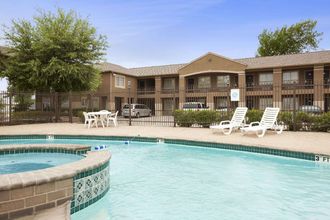 其他 4 Howard Johnson by Wyndham Grand Prairie Near Lone Star Park