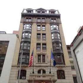 โรงแรม 31 1, โรงแรม & ที่พัก Museum of the Moving Image