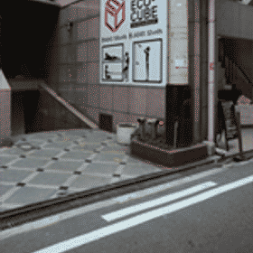 カプセルホテル B&S エコキューブ心斎橋 1, Eorzea Cafe in Osakaホテル