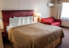 기타 5 Quality Inn & Suites