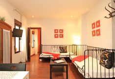 Others 2 Paseo De Los Tristes