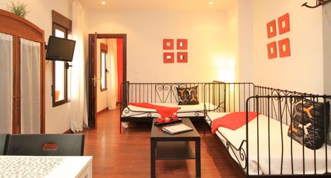 Others 2 Paseo De Los Tristes