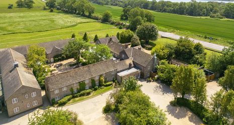 อื่นๆ 2 Barnsdale Lodge Hotel And Restaurant