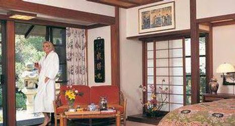 Others 2 Golden Door