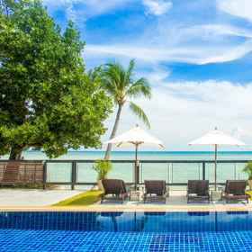 Pao Jin Poon Beach Front Villa 1, Hotel Koh Samui Central Mosque | Masjid Nurul Ihsan | مسجد