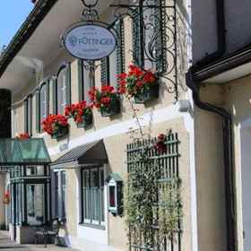 Aktivhotel Föttinger1 , 飯店Oberwang