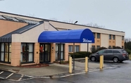 Lain-lain 6 All Seasons Inn And Suites