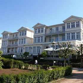 Strandpalais Zinnowitzer Hof1 , 飯店前波美拉尼亚-格赖夫斯瓦尔德县