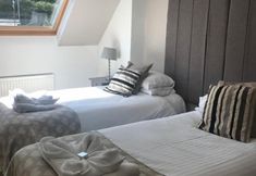 Others 7 The Castle Inn