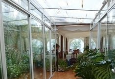 其他 5 Iberia Plaza América