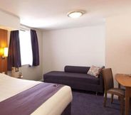 อื่นๆ 5 Premier Inn Watford Central