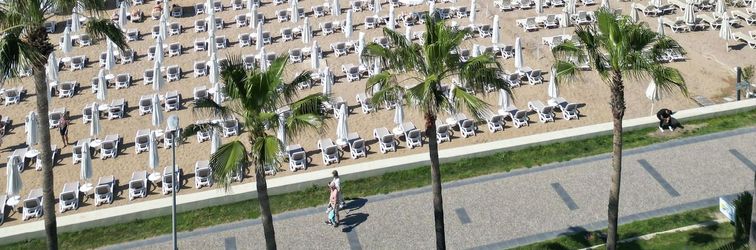 其他 Sandy Beach Hotel Side