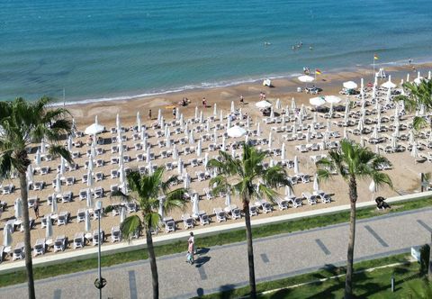 其他 Sandy Beach Hotel Side