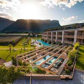 Weinegg Wellviva Resort 1, Hotel Sigmundskron Castle