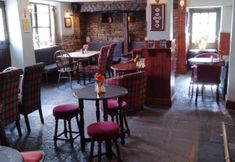 Others 3 George Inn, Mere