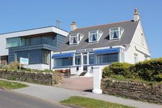 Lain-lain Rolling Waves Hotel