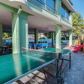 Hotel Abacus 1, Hotel Chiesa di San Pietro in Vinculis