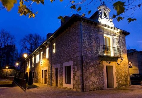 Lain-lain Apartamentos María Luisa