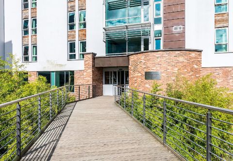 其他 Pollock Halls