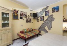 Others 6 Annina's House (Studio)