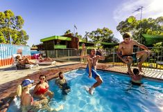 Others 7 Haven Backpacker Resort