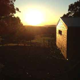 Southern Anchorage Retreat 1, Hotel Simpson