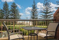 Others 4 San Chelsea Beachfront Apartments