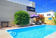 Others 4 Twin Pines Motel