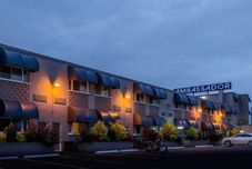 Lainnya Ambassador Hotel