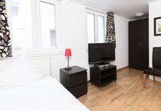 기타 7 Swiss Star Guesthouse District 4