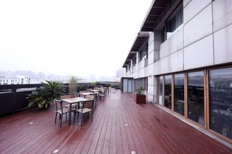 Others 4 ibis Shanghai Yu Garden