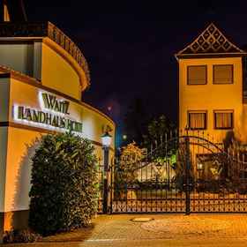 Landhaus Hotel Waitz 1, 酒店 霍伊森斯塔姆