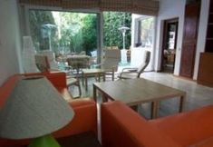 Others 7 The Garden Backpacker