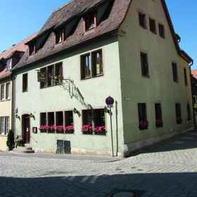 Pension Hofmann-Schmölzer 1, โรงแรม & ที่พัก Colmberg, Markt