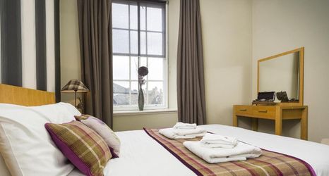 Others 2 Nicolson Apartments