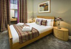 Others 7 Nicolson Apartments